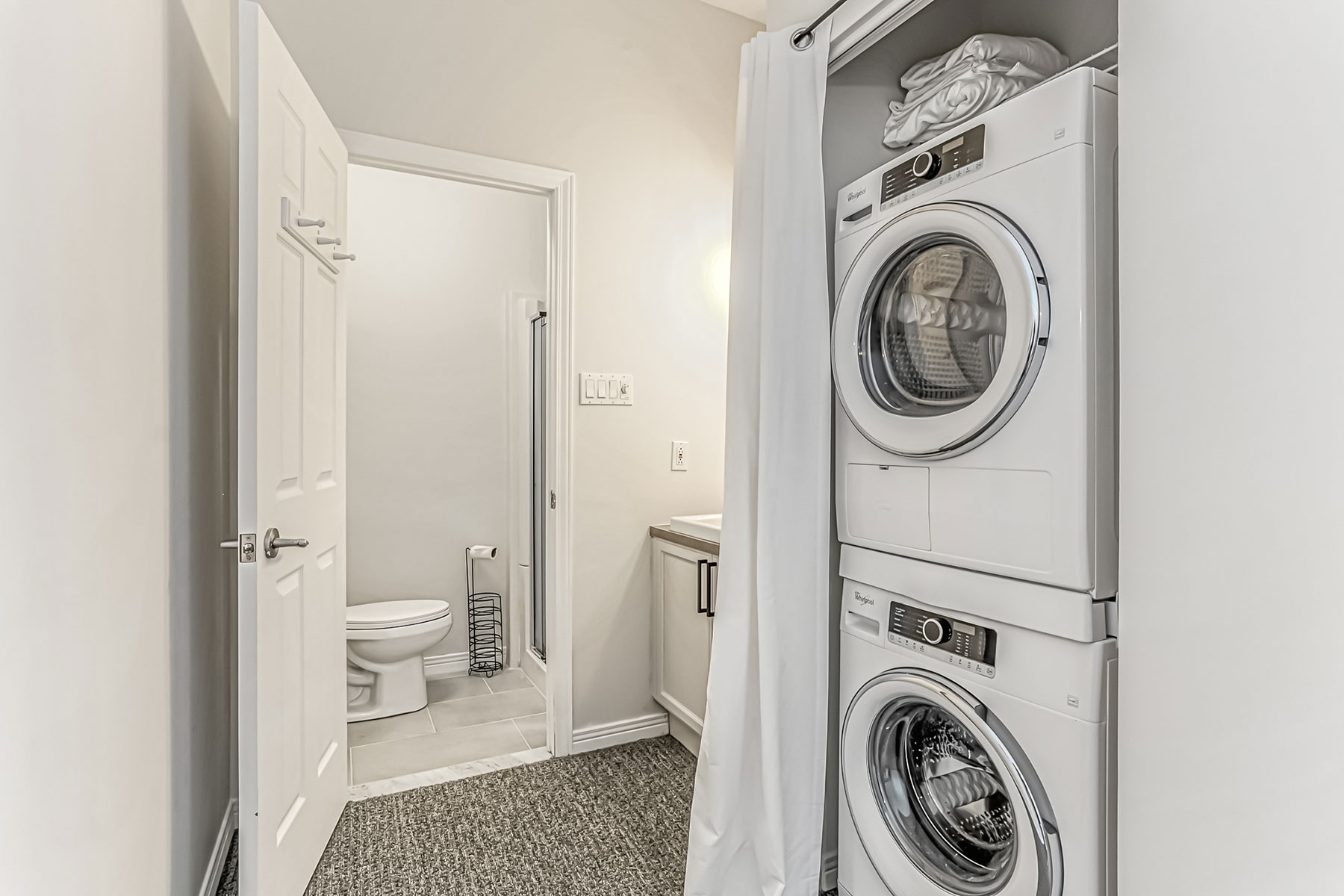 Condo-107-47_7-2